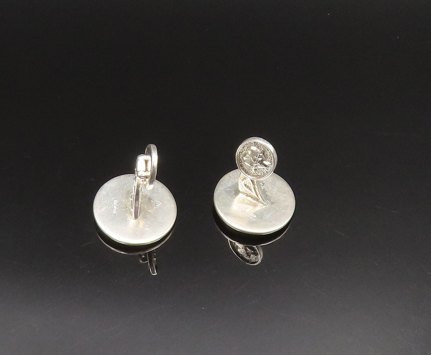 DESIGNER 925 Sterling Silver Vintage Pig Hugging Treasure Cuff Links TR3407