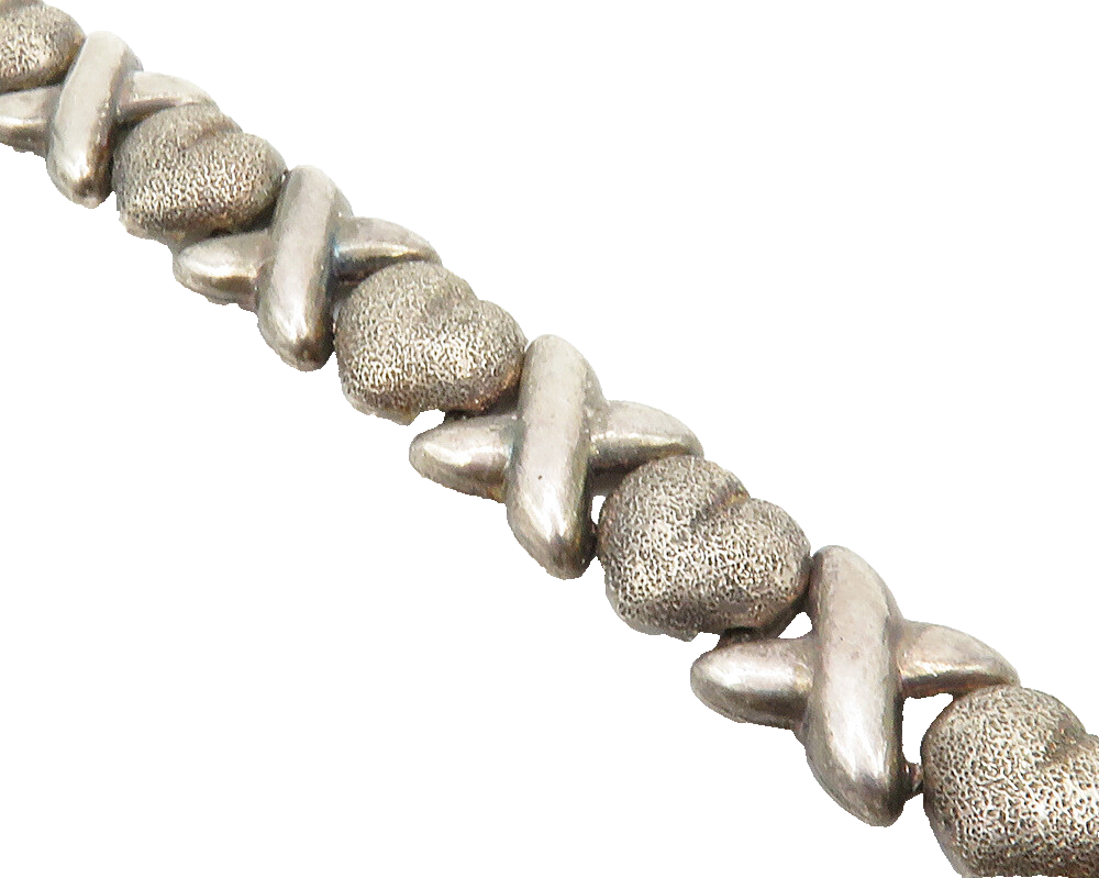 925 Sterling Silver  Vintage Dark Tone XO Hugs & Kisses Chain Bracelet  BT5157