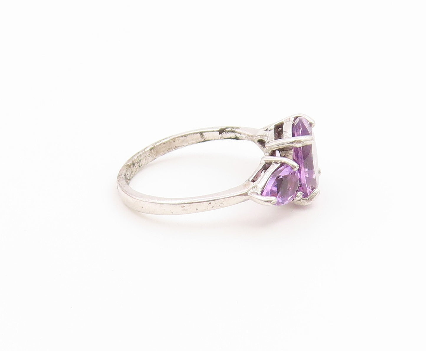 925 Sterling Silver Vintage Ring Elegant Three Stone Amethyst Band Sz 7 RG36815