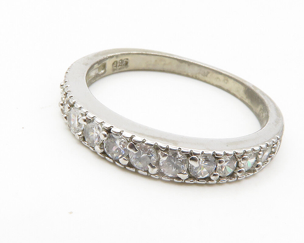 925 Sterling Silver  Sparkling Cubic Zirconia Round Band Ring Sz 7  RG14302
