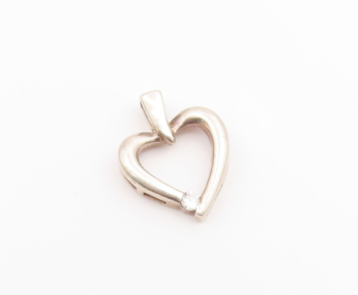 925 Sterling Silver  Vintage Shiny Topaz Open Love Heart Pendant  PT17919