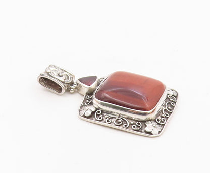 925 Silver  Vintage Tiger's Eye & Garnet Floral Swirl Border Pendant  PT21865