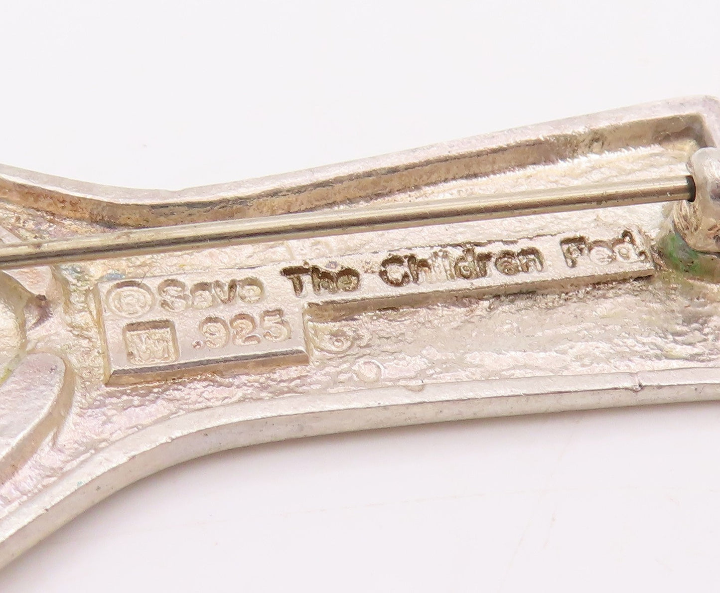 925 Sterling Silver Vintage Brooch Pin Classic Save The Children Symbol  BP12317
