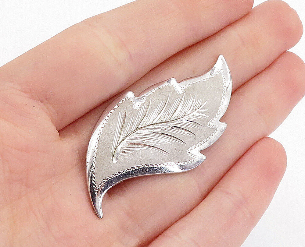 925 Sterling Silver  Vintage Shiny Etched Single Autumn Leaf Brooch Pin BP2217