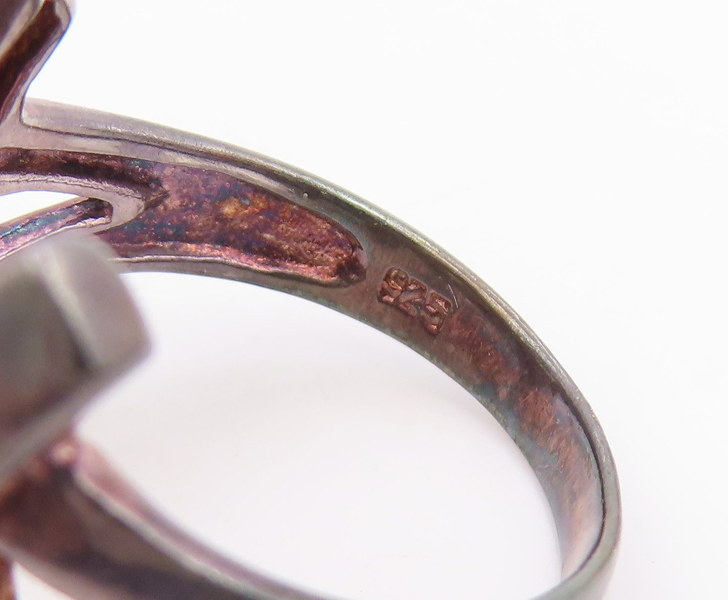 925 Sterling Silver Vintage Ring Dark Tone Crisscross Knot Band  Sz 9  RG35610