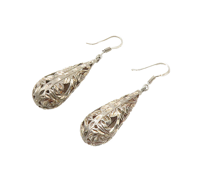 925 Sterling Silver  Vintage Diamond Cut Floral Swirl Dangle Earrings  EG7821