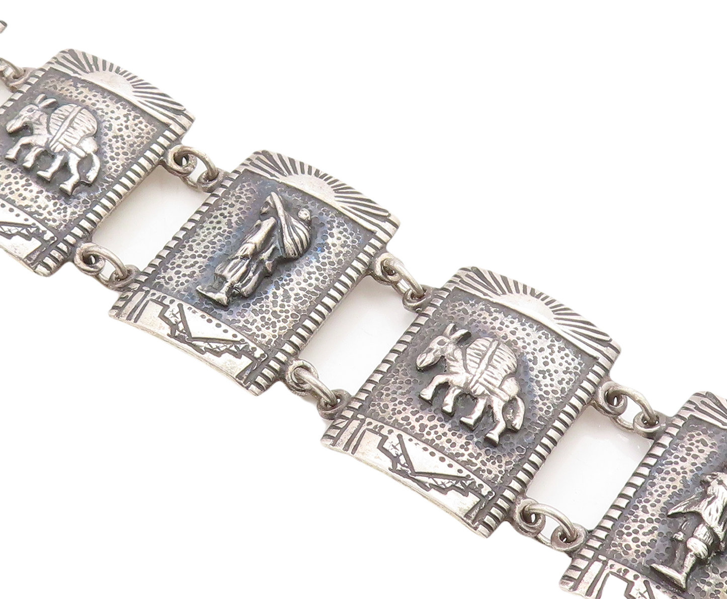 925 Sterling Silver  Vintage Antique Oxidized Storyteller Bracelet  BT1620
