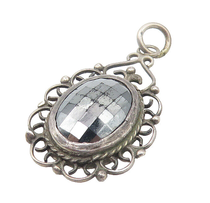 925 Sterling Silver  Vintage Faceted Hematite Swirl Border Pendant  PT8640