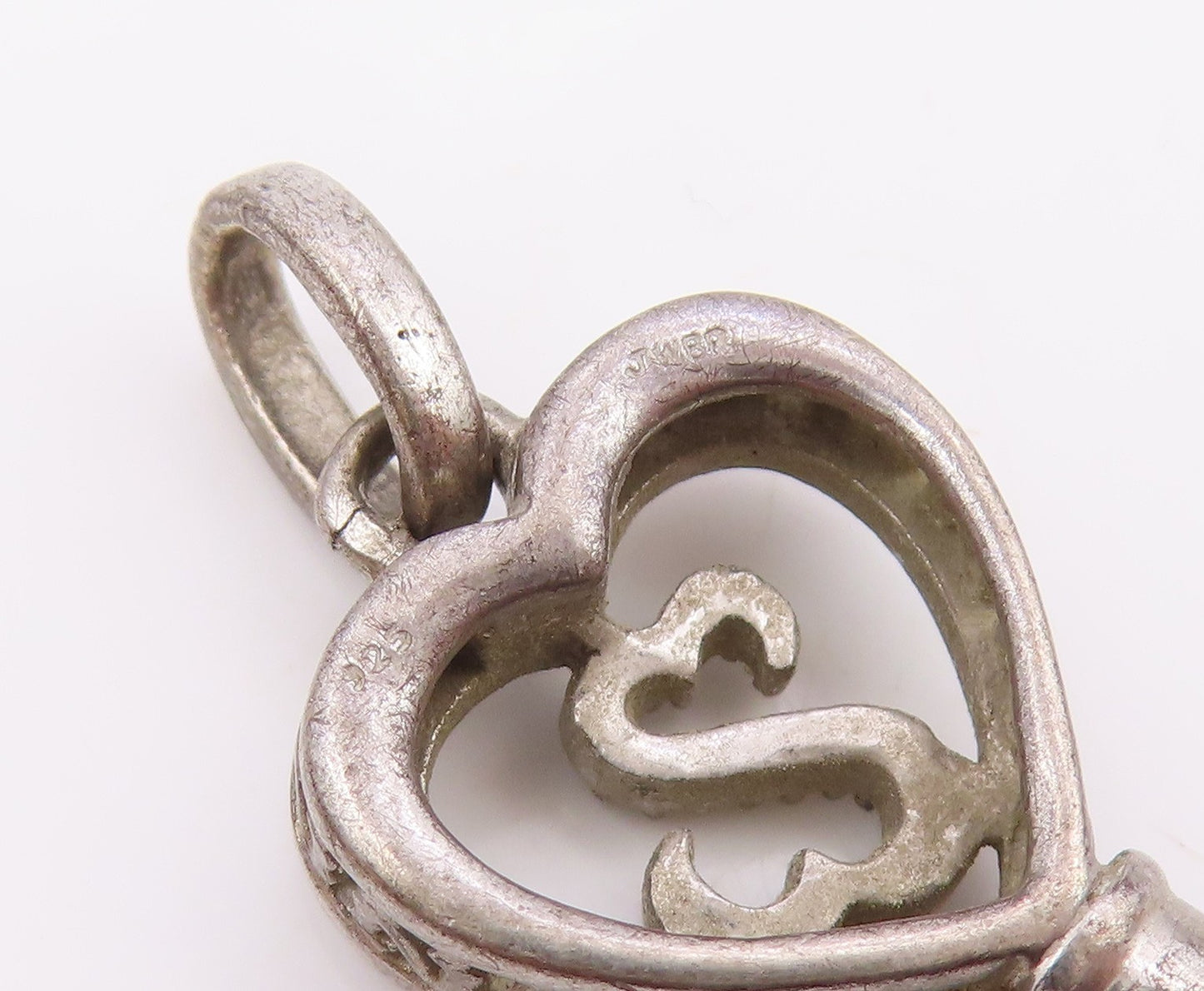 925 Silver  Vintage Black & White Genuine Diamonds Love Key Pendant  PT21322
