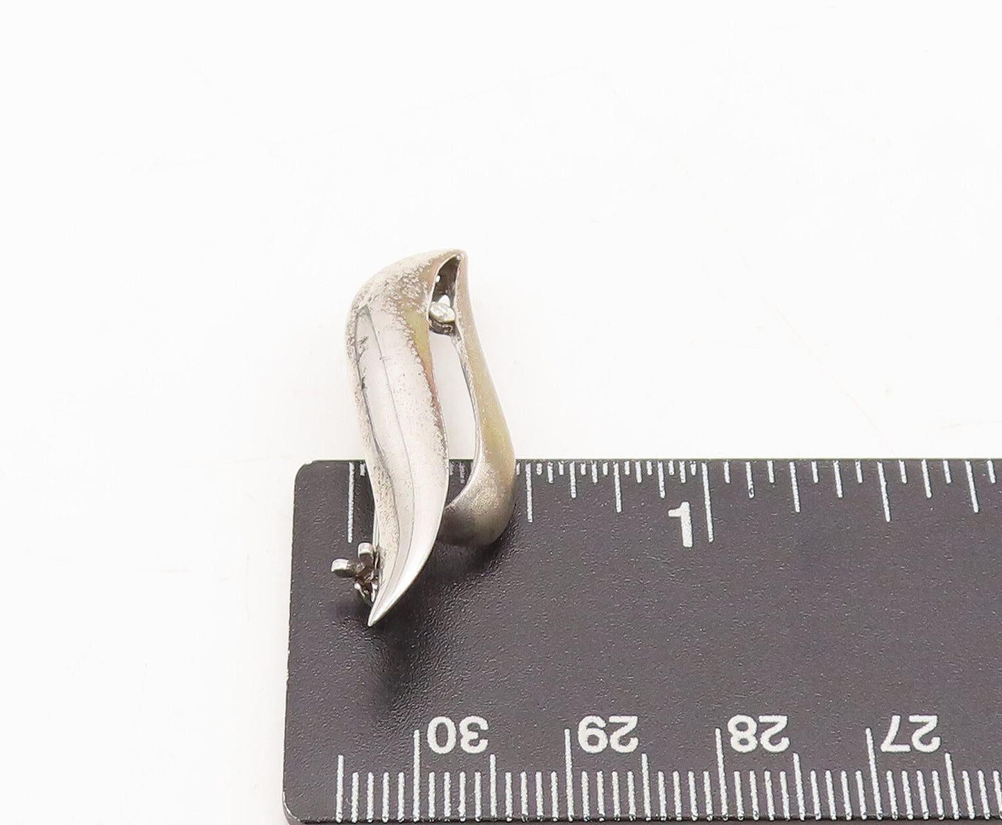 925 Sterling Silver Vintage Brooch Pin Swirly Slit Diamond Dolphin Face  BP10623