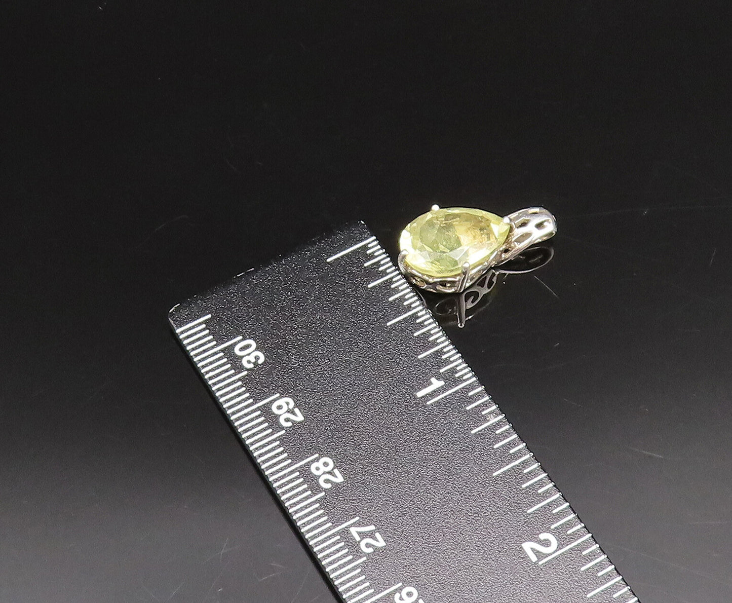 925 Sterling Silver  Vintage Prong Set Yellow Topaz Drop Pendant  PT21659