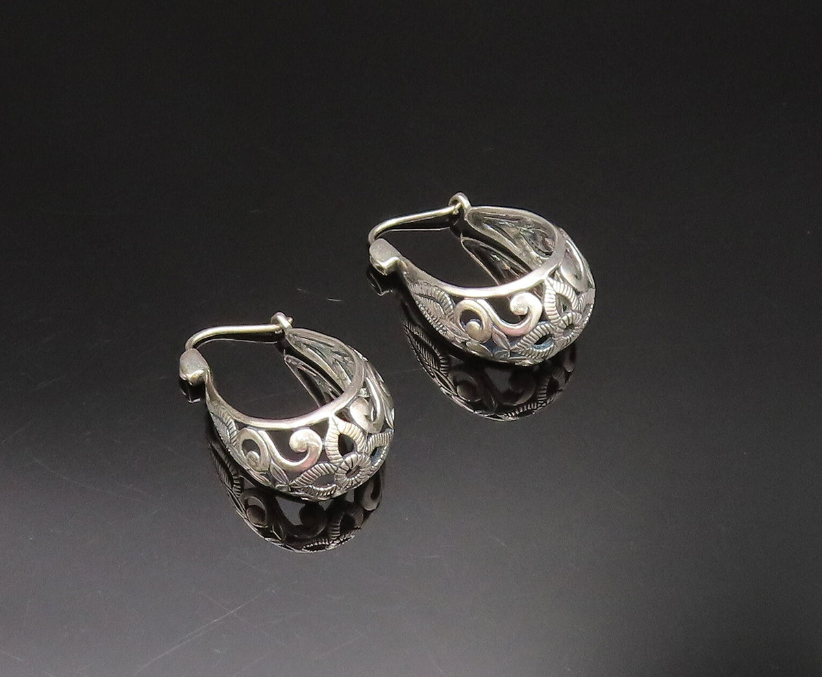 925 Sterling Silver  Vintage Etched Open Scroll Oval Hoop Earrings  EG11911