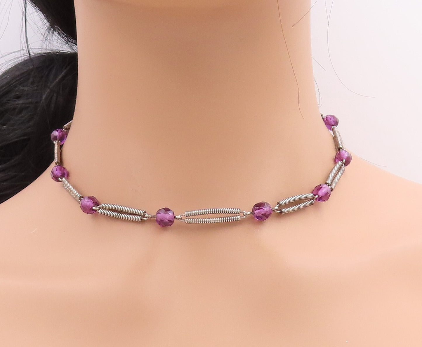 925 Sterling Silver Vintage Necklace Spring Design Cutout Beaded Amethyst NE4420