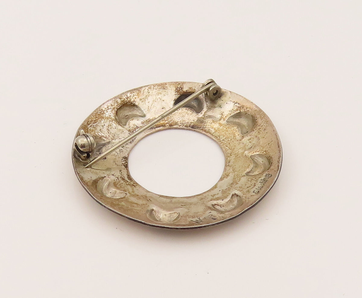 NAVAJO 925 Silver  Vintage Open Center Etched Lines Flower Brooch Pin  BP10239