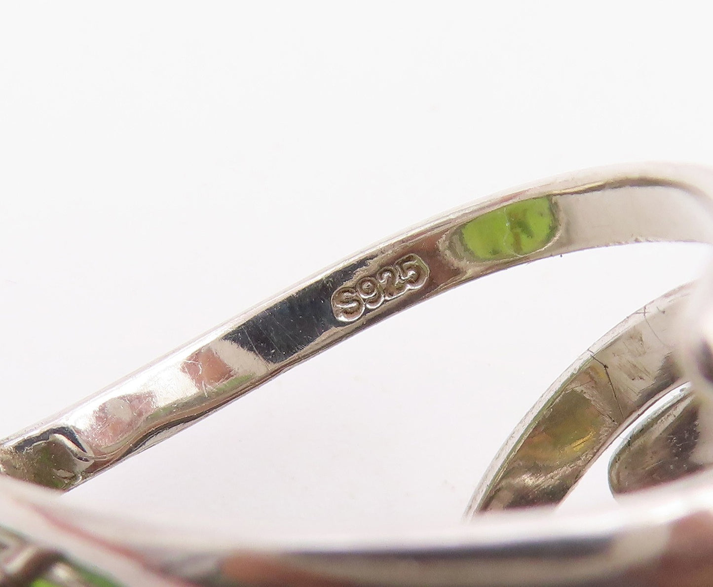 925 Sterling Silver Vintage Ring Modernist Peridot & Citrine Band Sz 7.5 RG36753