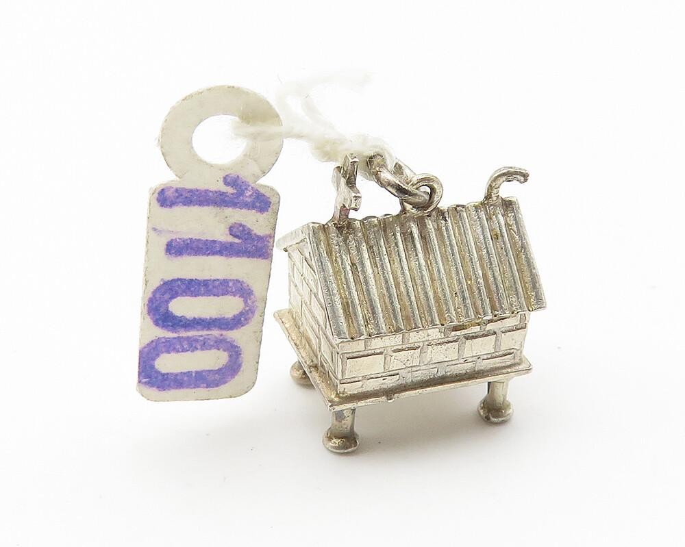 925 Sterling Silver  Vintage Shiny Petite Hollow Cottage House Pendant  PT8247