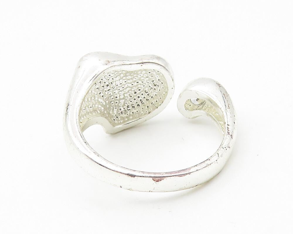 925 Sterling Silver  Topaz Accented Shiny Love Heart Band Ring Sz 6  RG10763