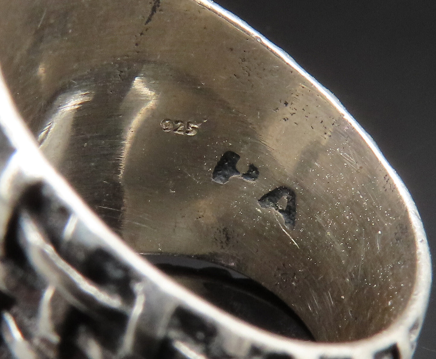 DESIGNER 925 Silver  Vintage Amethyst Basket Weave Wide Band Ring Sz 7 RG25022