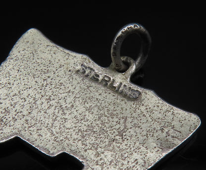 925 Silver   Vintage Flat Etched Old Fashioned Carriage Pendant  PT20587