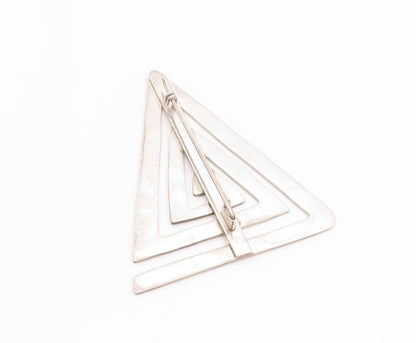 925 Sterling Silver Vintage Brooch Grooved Geometric Nested Triangles  BP11839