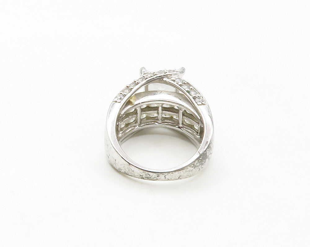 925 Sterling Silver  Sparkling Cubic Zirconia Cocktail Ring Sz 5  RG17191