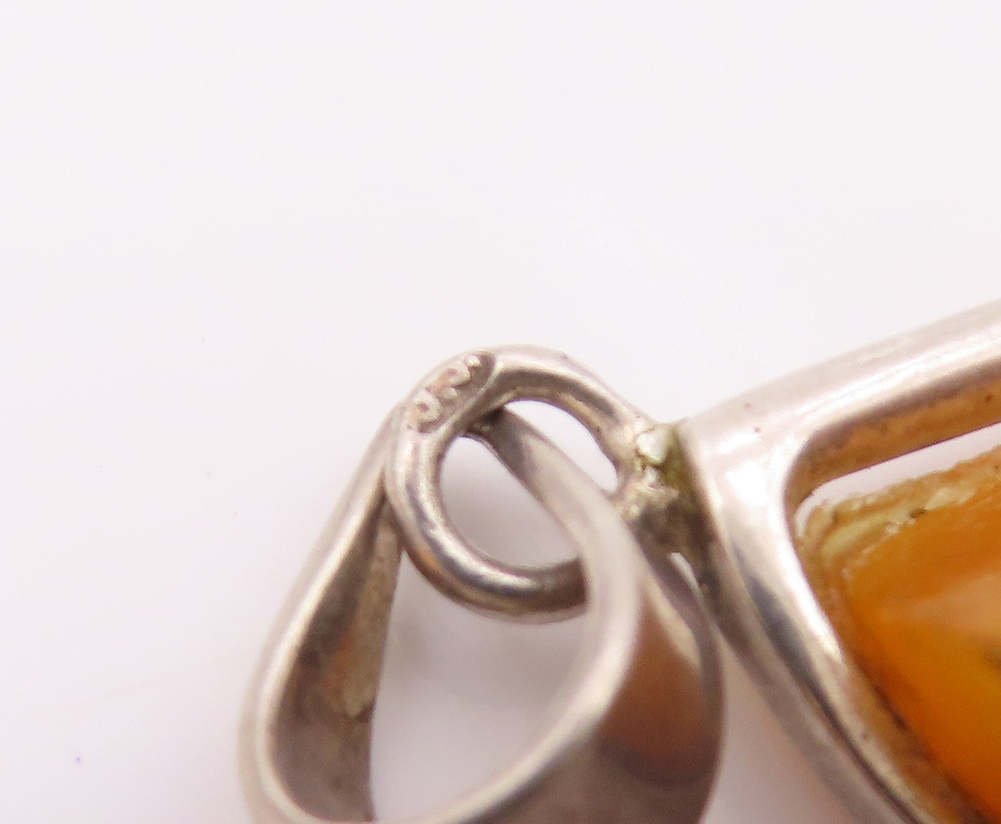 925 Sterling Silver  Vintage Egg Yolk Amber Drop Pendant  PT19967