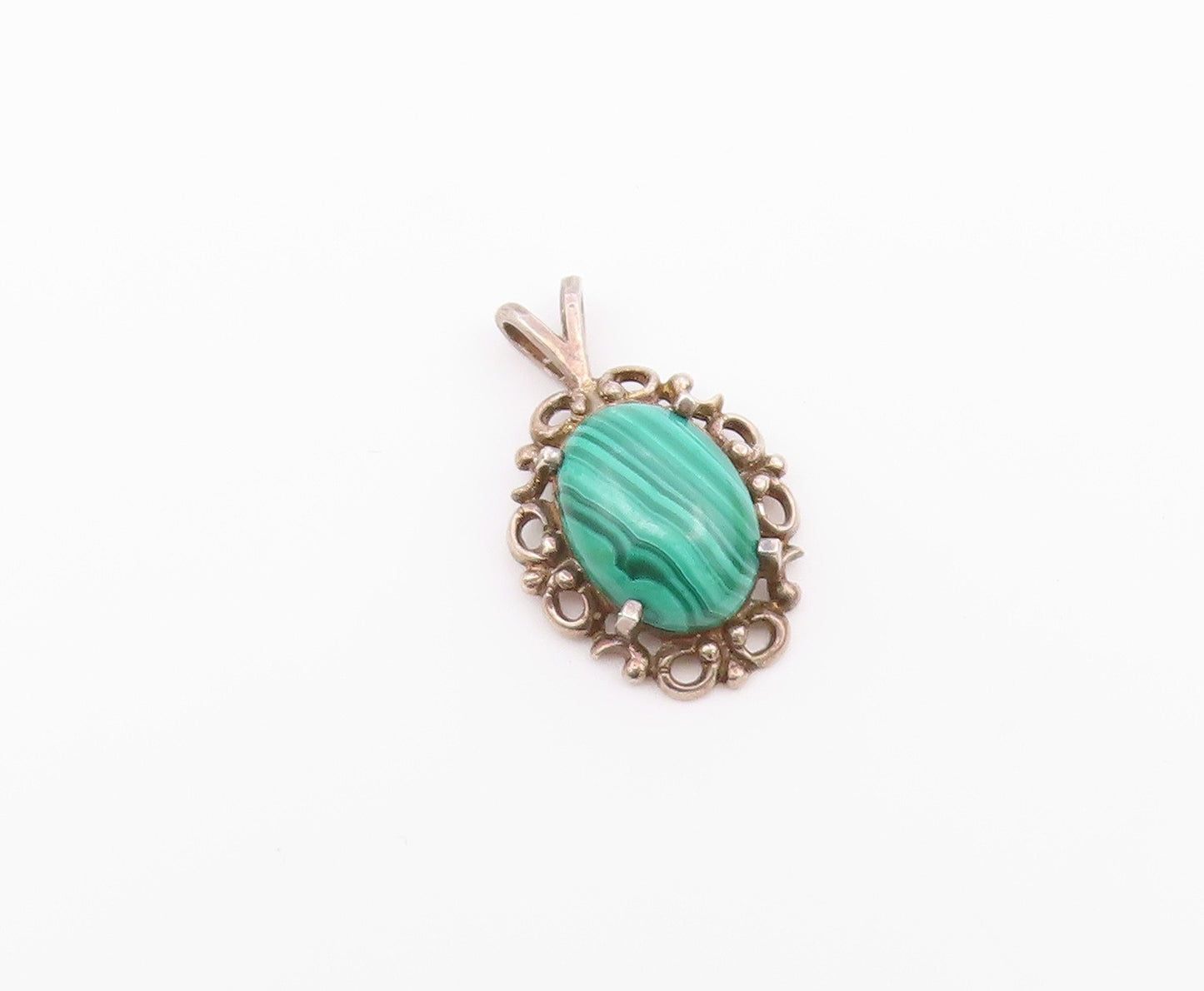 925 Sterling Silver  Vintage Smooth Cabochon Cut Green Agate Pendant  PT20036