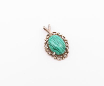 925 Sterling Silver  Vintage Smooth Cabochon Cut Green Agate Pendant  PT20036