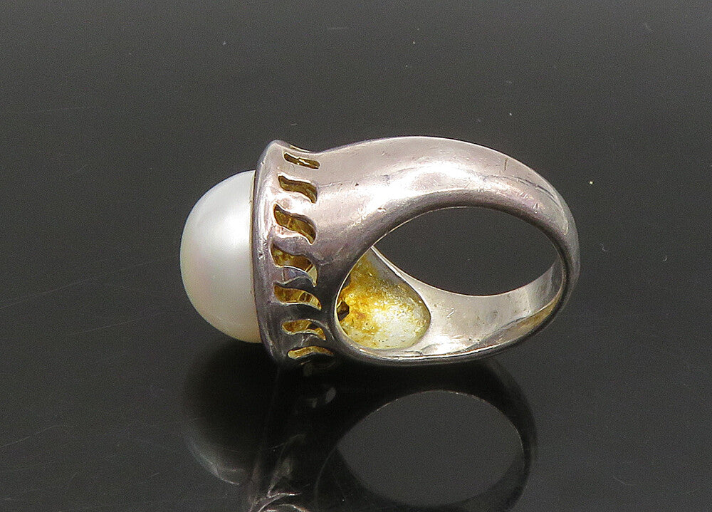 925 Sterling Silver  Vintage Mother Of Pearl Dome Cocktail Ring Sz 6  RG23095