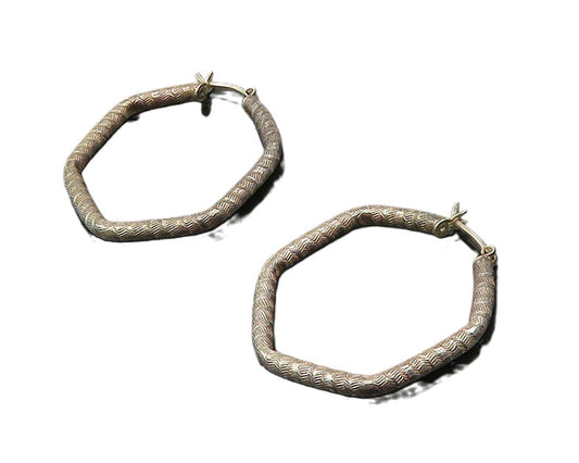 925 Sterling Silver  Vintage Dark Tone Etched Hexagon Hoop Earrings  EG8830