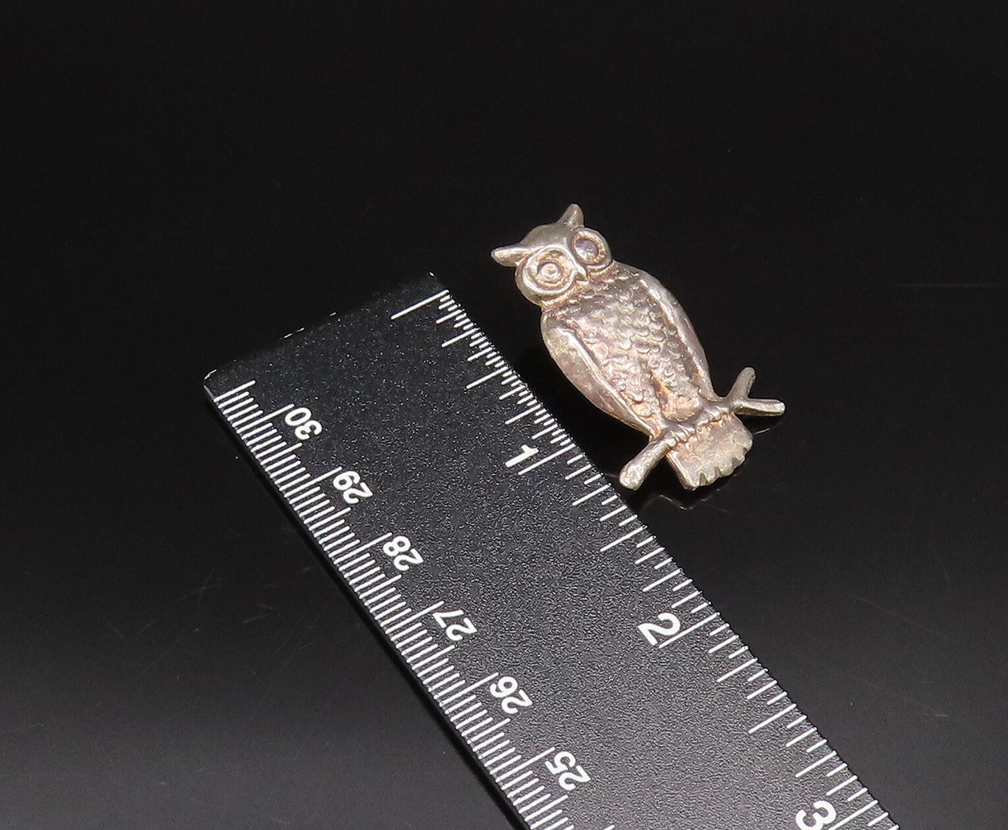 JUANITA ENRIGHT 925 Silver  Vintage Carved Textured Owls Earrings  EG12237