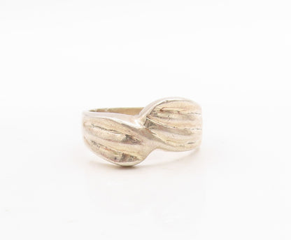 925 Sterling Silver Vintage Ring Minimalist Designer Grooved  Sz 8.5  RG31690