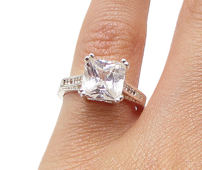 925 Sterling Silver  Faceted White Cubic Zirconia Band Ring Sz 5  RG3130