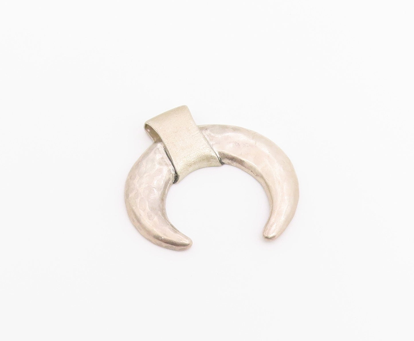 925 Sterling Silver Vintage Pendant Modernist Hammered Crescent Moon  PT26512