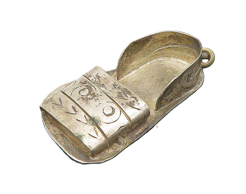 925 Sterling Silver  Vintage Dark Tone Etched Detail Sandal Pendant  PT17963
