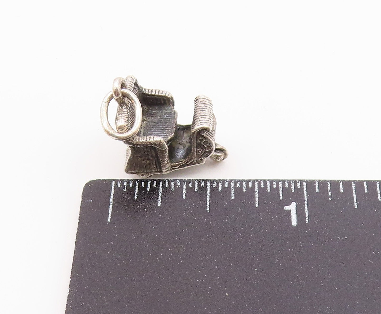 925 Sterling Silver  Vintage Petite Dark Tone Winter Sleigh Pendant  PT18653