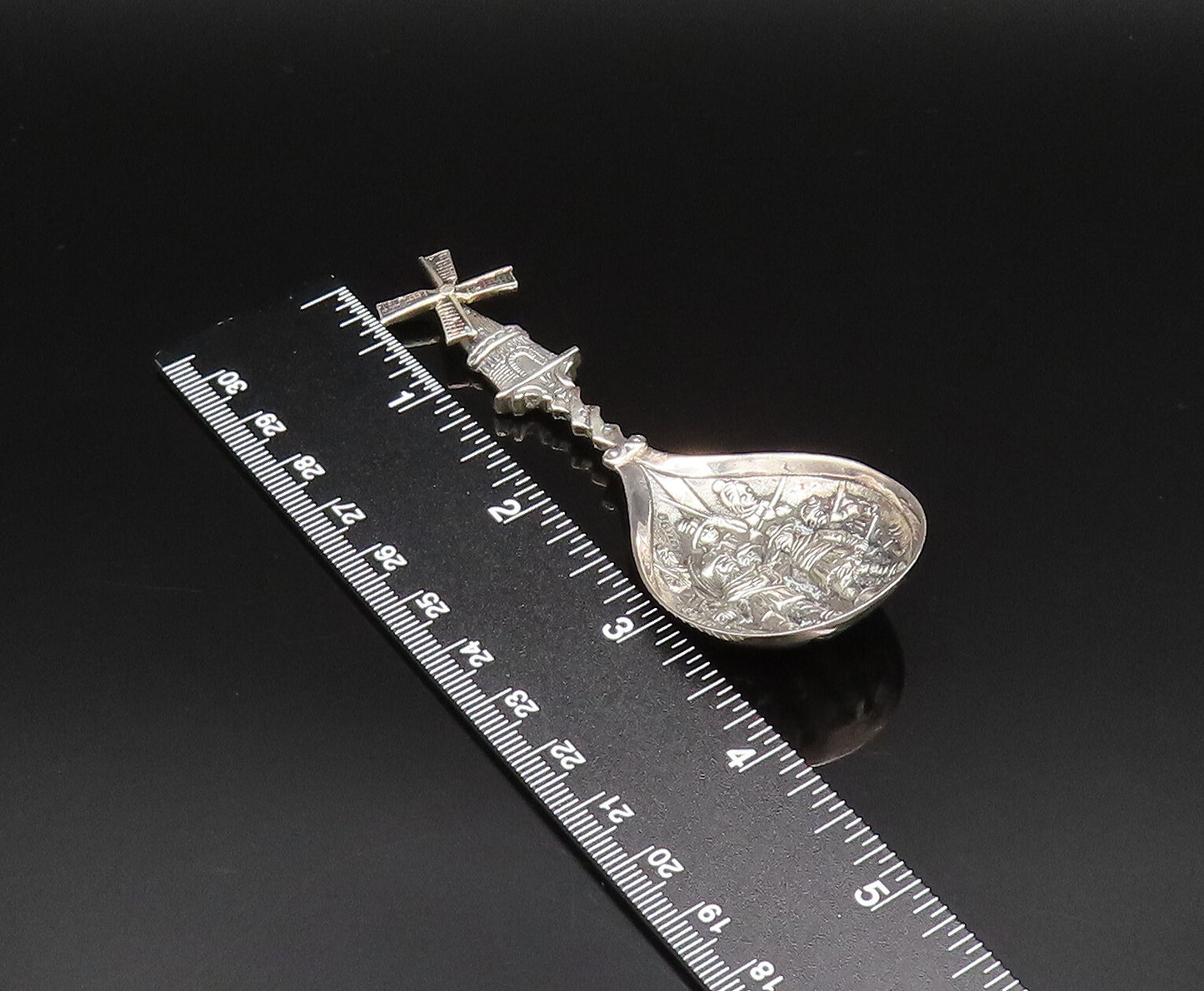 925 Sterling Silver  Vintage Men With Swords Under Windmill House Spoon TR3390