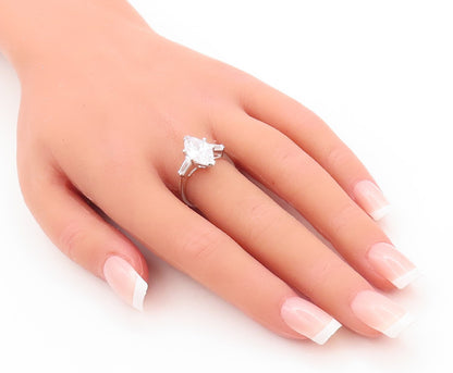 925 Sterling Silver Vintage Ring Marquise Cut & CZ Side Stones   Sz 7  RG29806