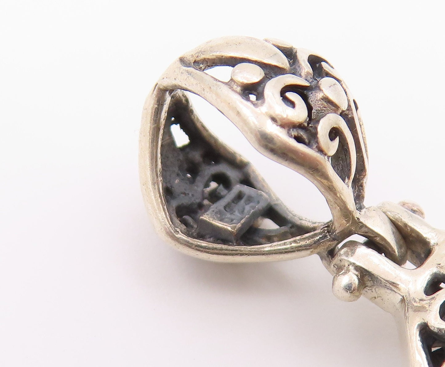 925 Sterling Silver  Vintage Abalone Shell Swirl Floral Motif Pendant  PT19826