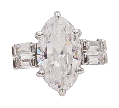925 Sterling Silver Vintage Ring Geometric Shape Main Stone CZ  Sz 9  RG28129