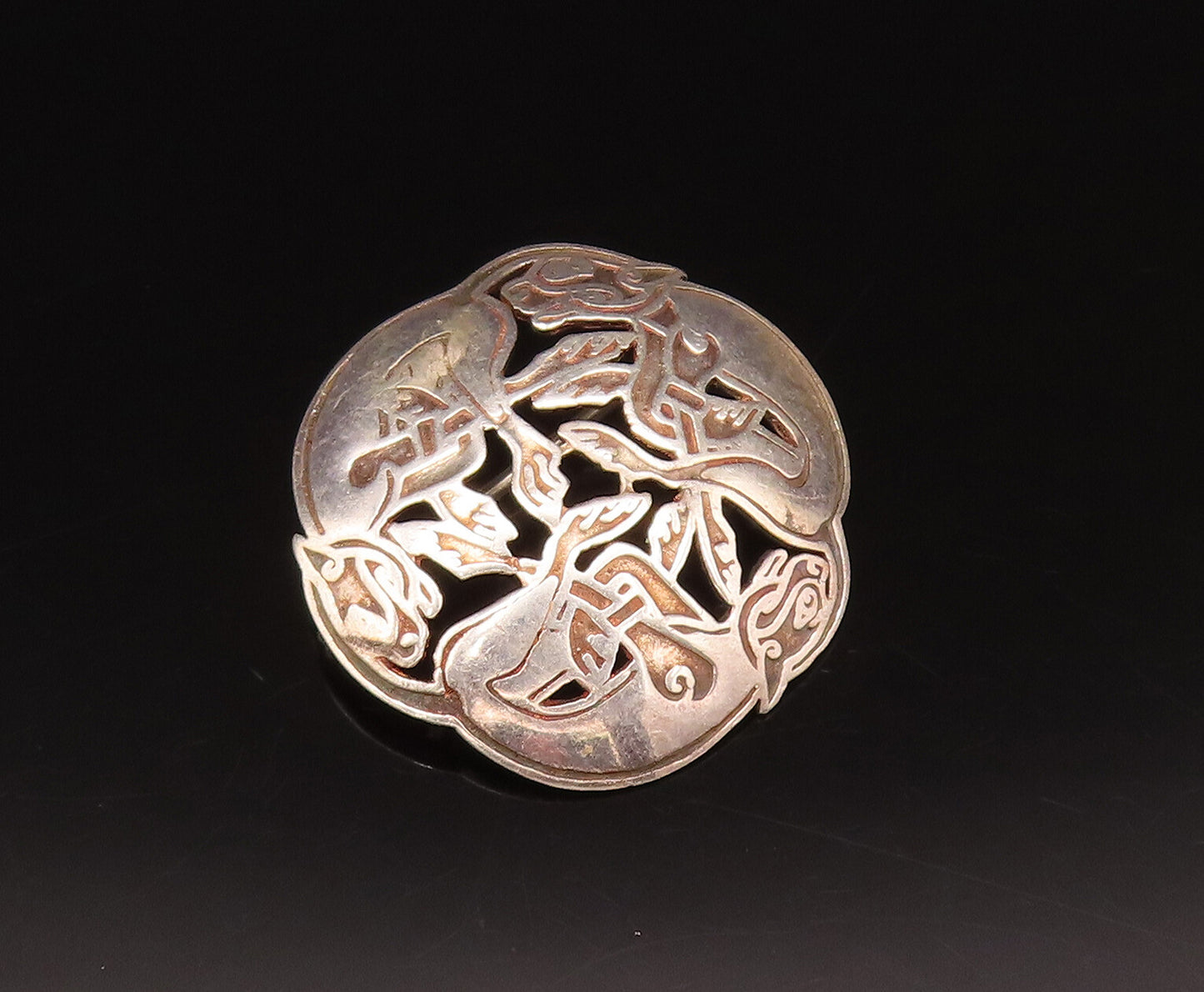 T.J.H IRELAND 925 Silver  Vintage Openwork Carved Dome Brooch Pin  BP10082