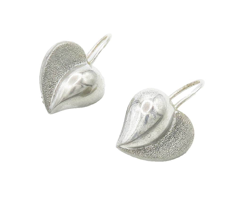 925 Sterling Silver  Vintage  Shiny Frosted Love Heart Drop Earrings  EG7610