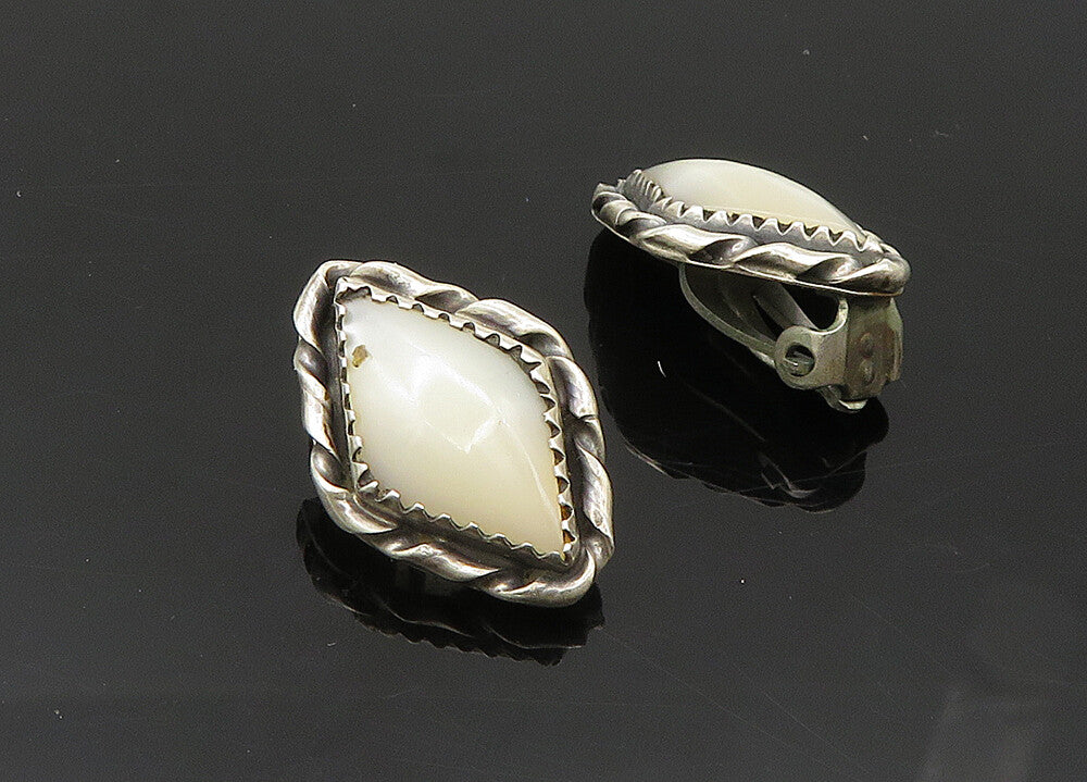 NAVAJO 925 Silver   Vintage Mother Of Pearl Non Pierce Earrings  EG10197