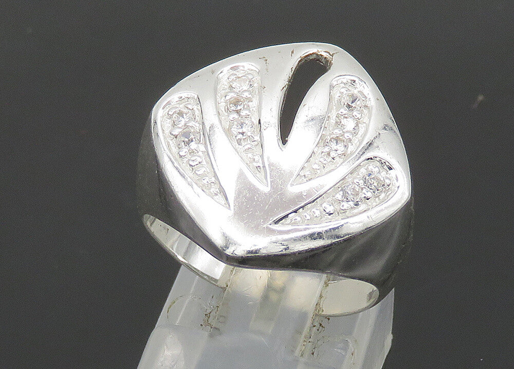 925 Sterling Silver  Vintage Topaz Cutout Detail Shiny Band Ring Sz 7  RG21293