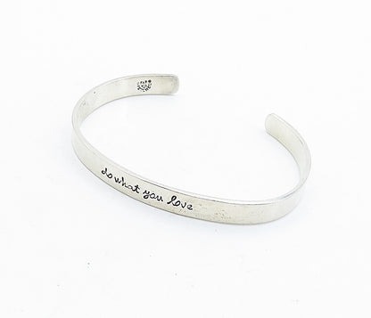 FAR FETCHED 925 Silver  Do What You Love Etched Quote Cuff Bracelet  BT2704