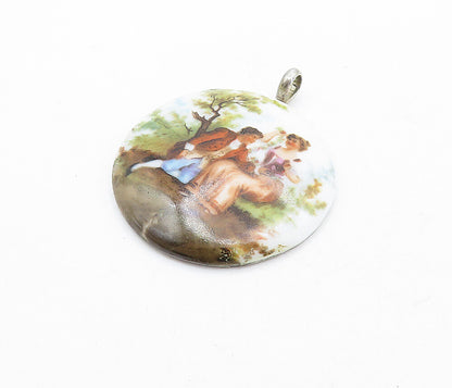 925 Sterling Silver  Vintage Happy Couple Enamel Art Scene Pendant  PT4801