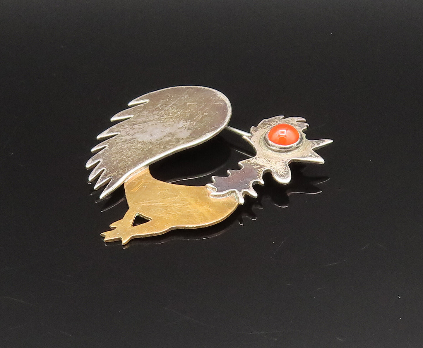 925 Sterling Silver Vintage Two Tone Bird With Carnelian Eye Brooch Pin BP9586