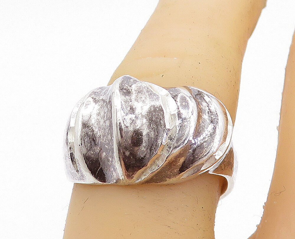 925 Sterling Silver  Vintage Shiny Sculpted Dome Round Band Ring Sz 7  RG6450