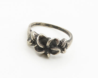 925 Sterling Silver  Vintage Oxidized Flower Motif Band Ring Sz 7.5  RG18482