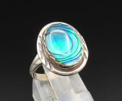 SOUTHWESTERN 925 Silver Vintage Etched Inlaid Oval Abalone Ring Sz 7 RG24892
